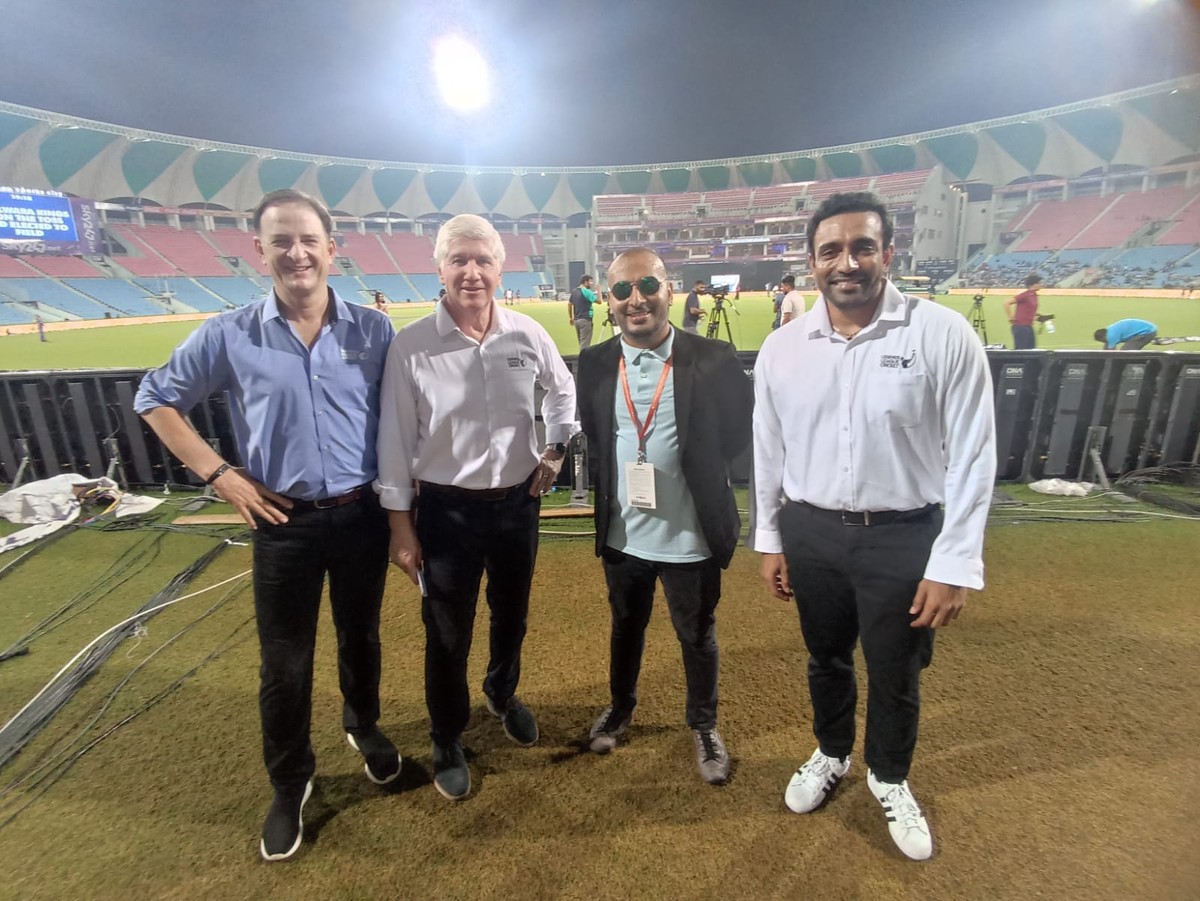 Anuj anand rubbing shoulders with dignitaries the Legends League Cricket - International Event.